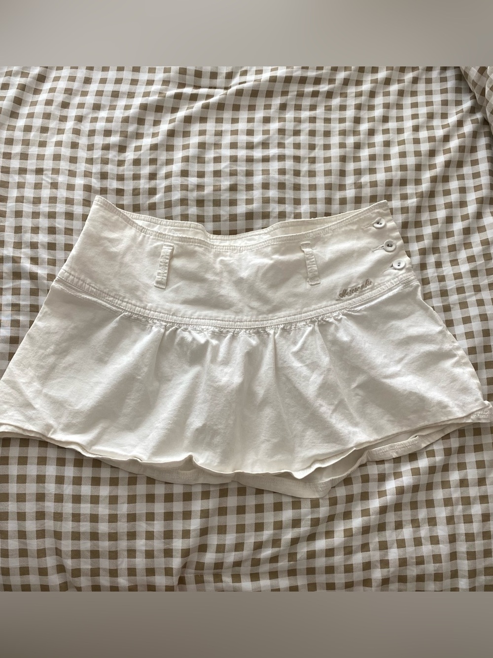 VINTAGE Abercrombie white pleated skirt